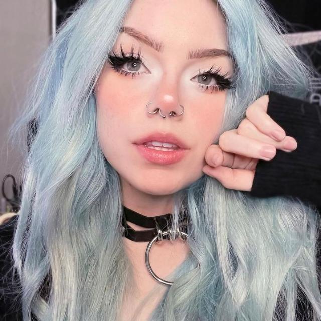 Imagem do grupo 🦋⃟‌⃟𝐔𝐍𝐈𝐕𝐄𝐑𝐒𝐄 𝐎𝐅 𝐒𝐓𝐈𝐂𝐊𝐄𝐑𝐒🦋⃟‌⃟