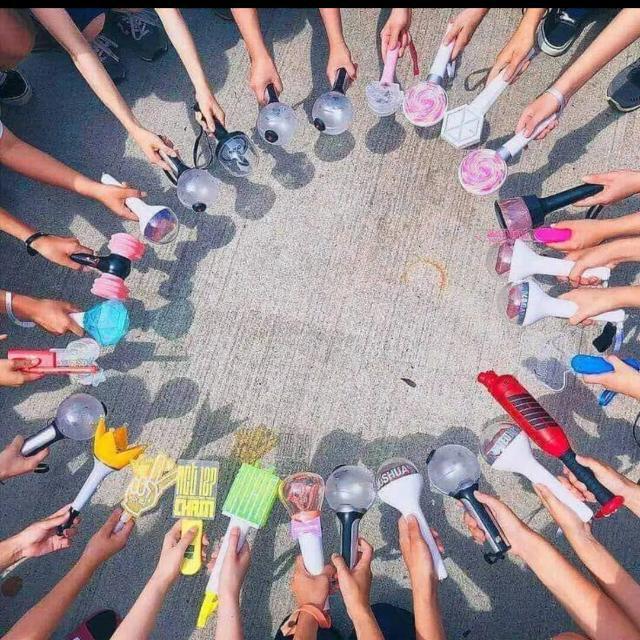 Imagem do grupo House kpop