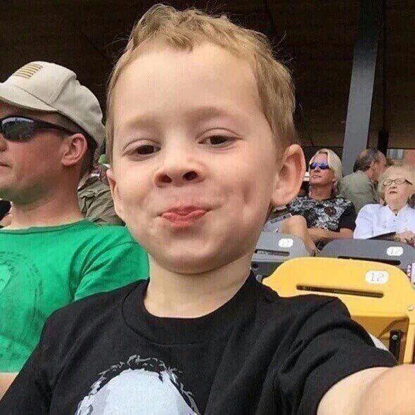 Imagem do grupo ⫷𖠯The ㄔNeighborhood𖠯⫸