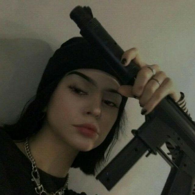 Imagem do grupo 𝒲𝑒𝑏 𝒜𝑚𝑖𝑧𝑎𝑑𝑒𝑠