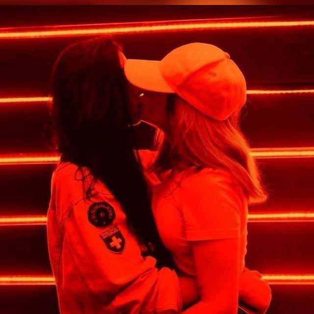 Imagem do grupo 𝐩𝐚𝐫𝐚𝐢́𝐬𝐨 🏳️🌈