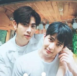 Imagem do grupo ⚜️🌈BLS (BoysLove) Oficial /encontrei seu Fic ou seu amor aqui❤️🌈